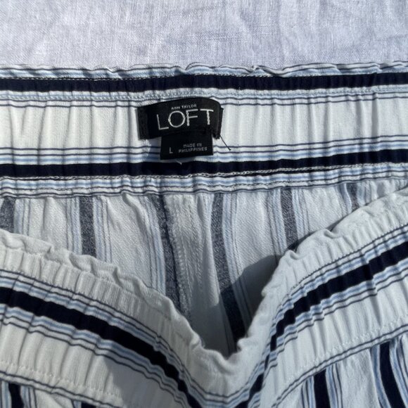 Ann Taylor LOFT Blue/White Striped Soft Rayon Comfy Wide Leg Pants - Size L - Picture 2 of 4